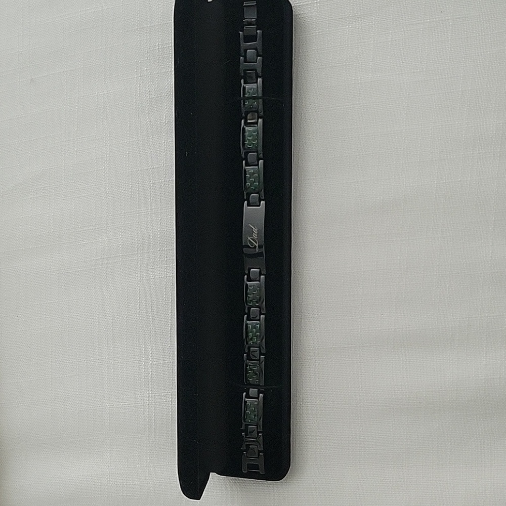 Titanium DAD bracelet - Picture 4 of 5